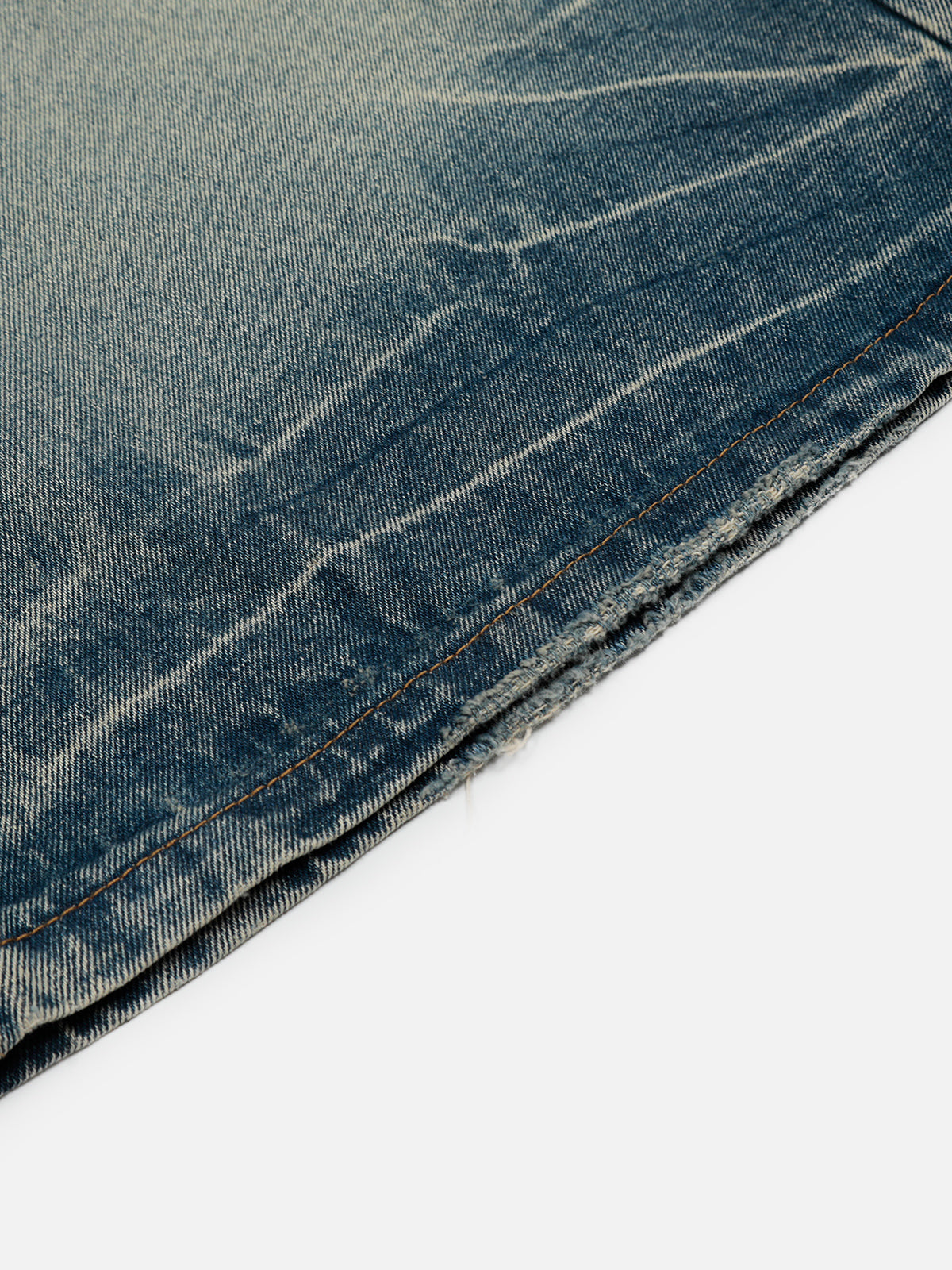 Lightning Print Longline Jorts