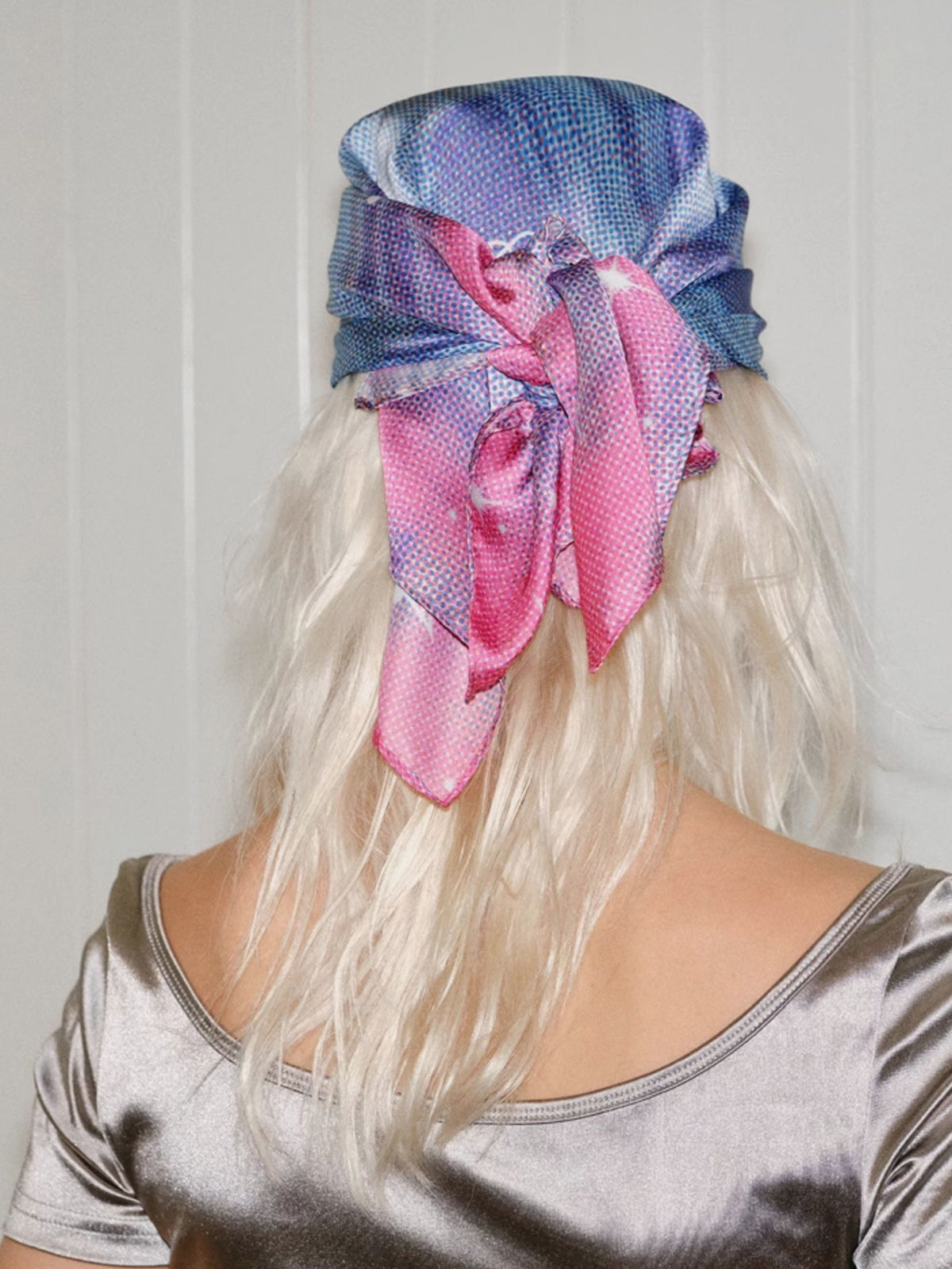 Gradient Print Square Scarf